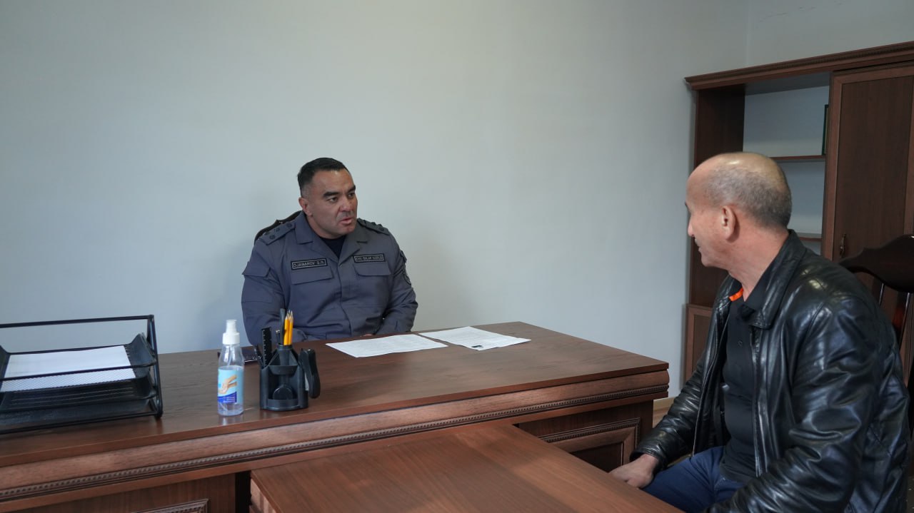 Начальник УВД Сырдарьинской области Санжар Джабаров принял физических и юридических лиц и …